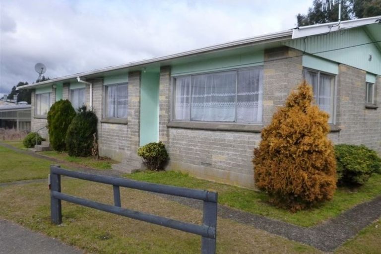 Photo of property in 25a Euan Street, Mangakakahi, Rotorua, 3015
