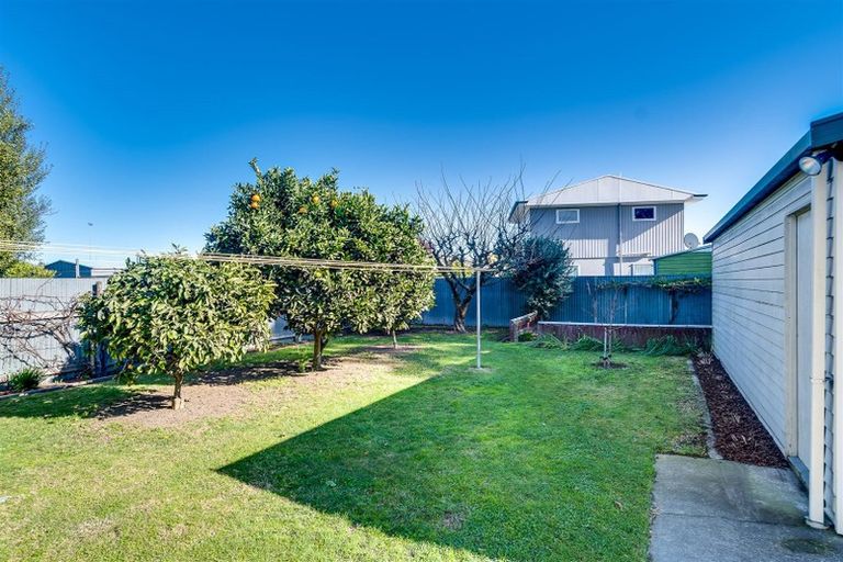 Photo of property in 27 Rochester Street, Tamatea, Napier, 4112