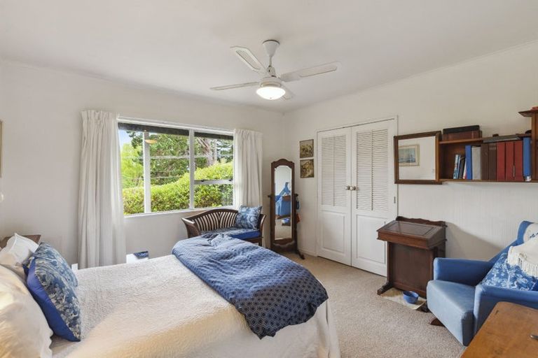 Photo of property in 48 Makora Road, Otaihanga, Paraparaumu, 5036