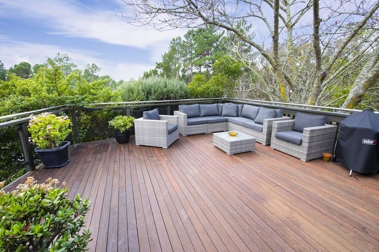 Photo of property in 72 Tauroa Road, Havelock North, 4130