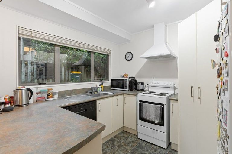 Photo of property in 6 Logan Lane, Stanmore Bay, Whangaparaoa, 0932