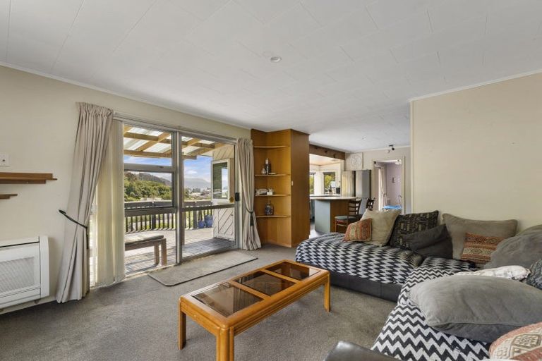 Photo of property in 14 Cornwall Street, Picton, 7220