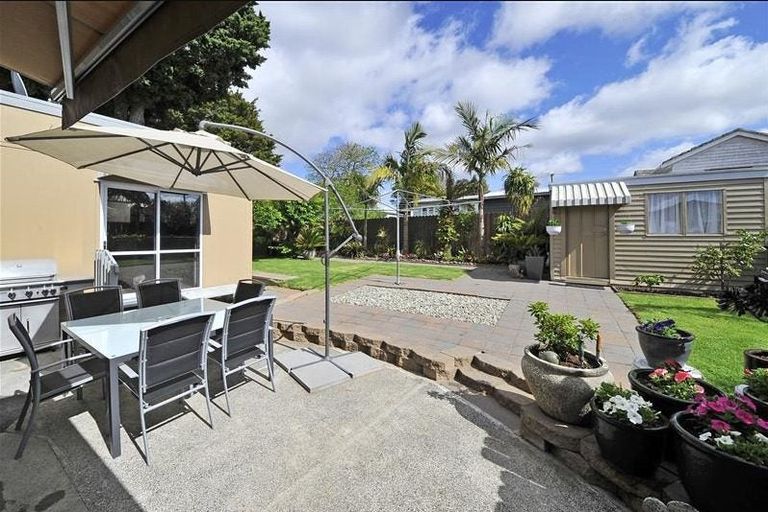 Photo of property in 42 Alfriston Road, Manurewa East, Auckland, 2102