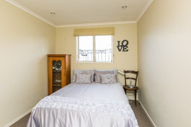 Photo of property in 5 Pacific Avenue, Poraiti, Napier, 4112