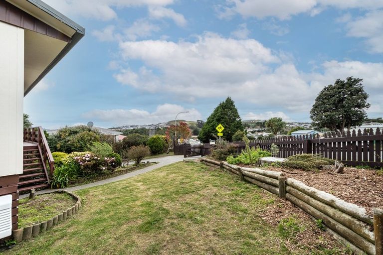 Photo of property in 18 Awatea Street, Ranui, Porirua, 5024