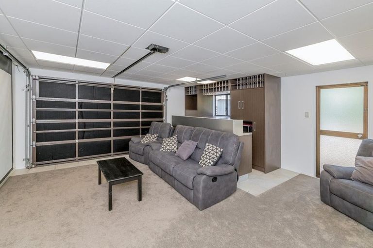 Photo of property in 6b Whitmore Grove, Waikanae Beach, Waikanae, 5036