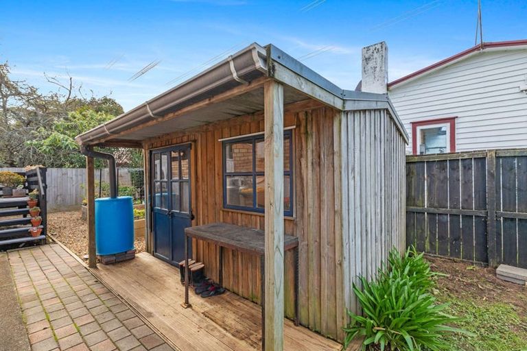 Photo of property in 3/100 Portage Road, New Lynn, Auckland, 0600