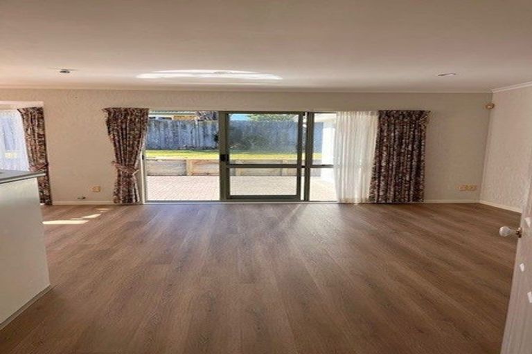 Photo of property in 7 Carniew Place, Dannemora, Auckland, 2016
