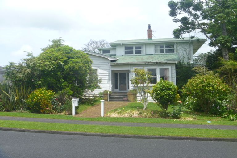 Photo of property in 15 Wood Street, Papakura, 2110