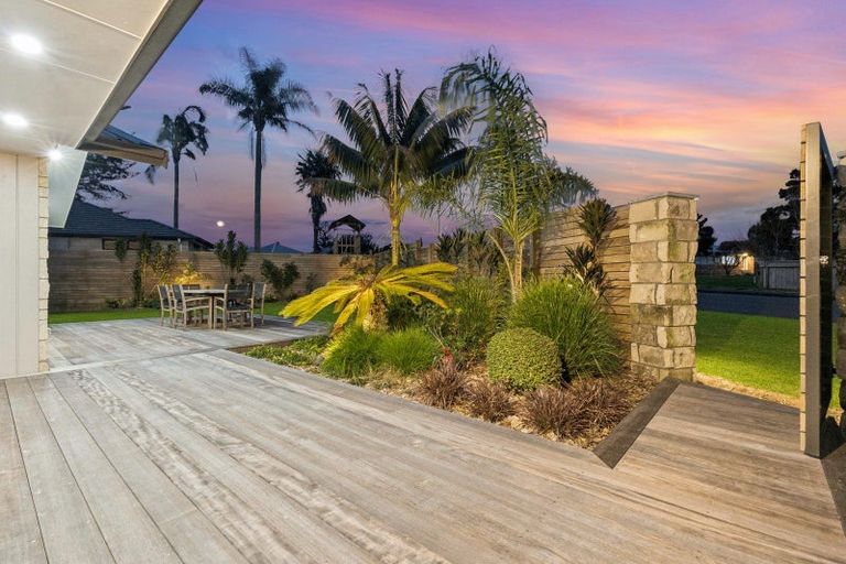 Photo of property in 9 Saint Johns Avenue, Tuakau, 2121