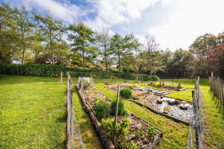 Photo of property in 484 Finnis Road, Pohangina, Feilding, 4775