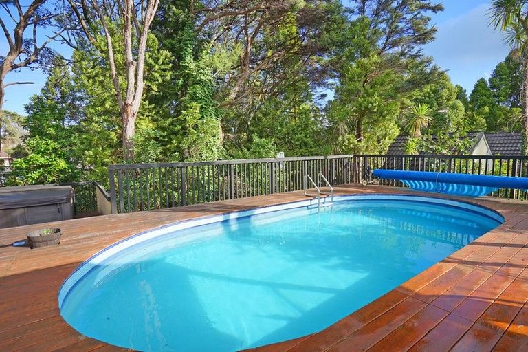 Photo of property in 26 Barlow Place, Chatswood, Auckland, 0626