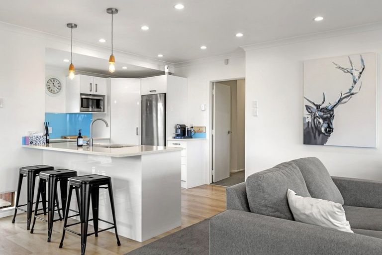 Photo of property in 8 Bay View Road, Raglan, 3225