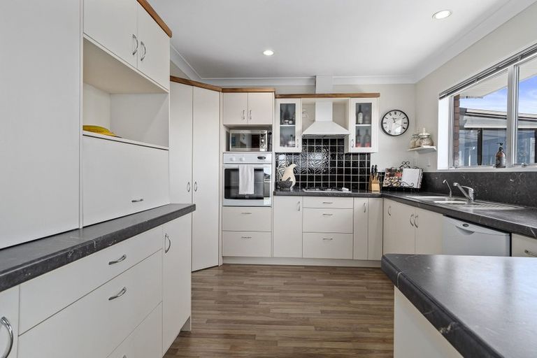 Photo of property in 42 Whitaker Street, Otumoetai, Tauranga, 3110