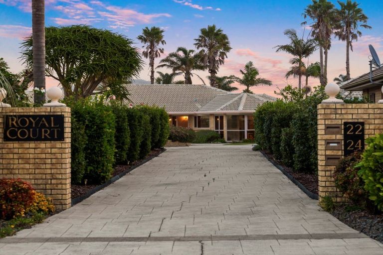 Photo of property in 24 Santa Monica Drive, Papamoa Beach, Papamoa, 3118