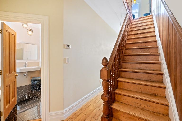 Photo of property in 32 Erin Street, Roslyn, Dunedin, 9010