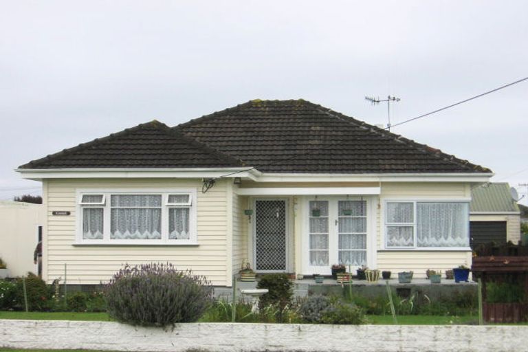 Photo of property in 11a Worcester Street, Levin, 5510