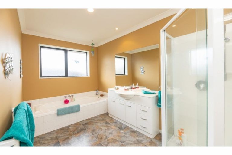 Photo of property in 9 Sea Eagles Place, North New Brighton, Christchurch, 8083