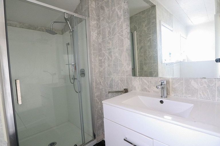 Photo of property in 12 Secretariat Place, Randwick Park, Auckland, 2105