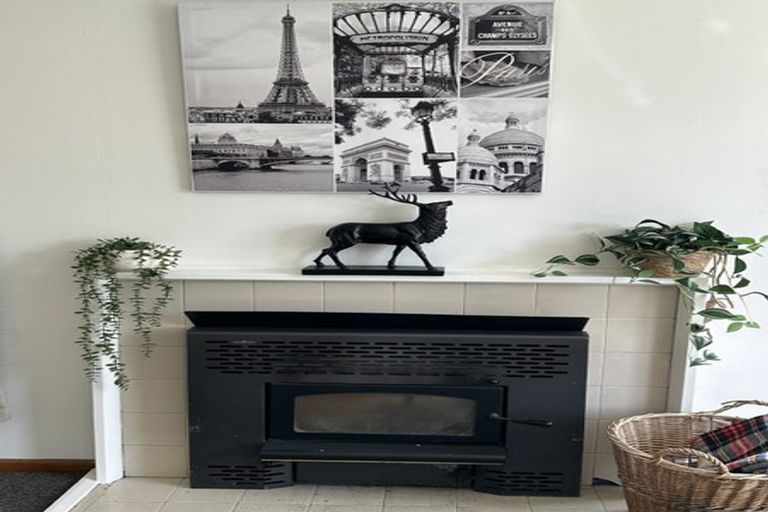 Photo of property in 1 Balmoral Street, Culverden, 7392