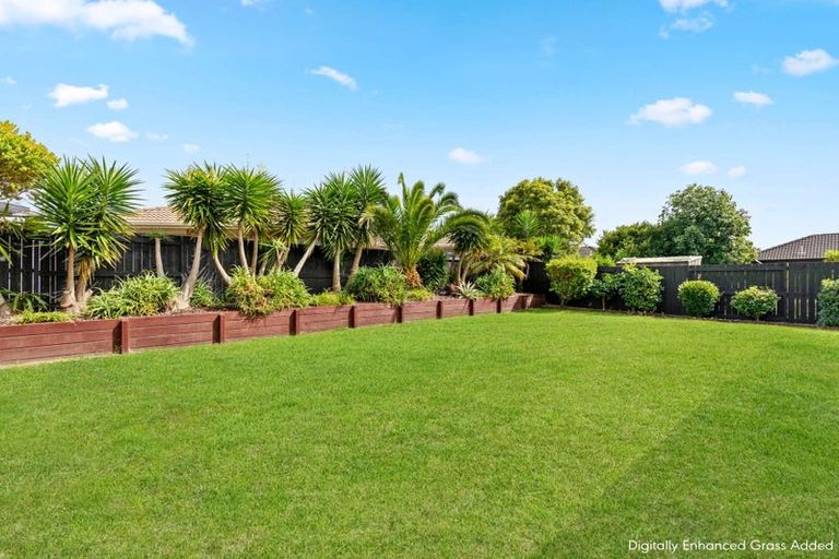 Photo of property in 28 Seabreeze Place, Papamoa Beach, Papamoa, 3118