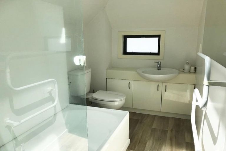 Photo of property in 6/240 The Terrace, Wellington Central, Wellington, 6011