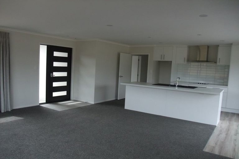 Photo of property in 4 Brewster Crescent, Lake Hawea, Wanaka, 9382