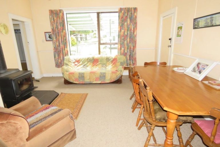 Photo of property in 35 Walsh Street, Reefton, 7830