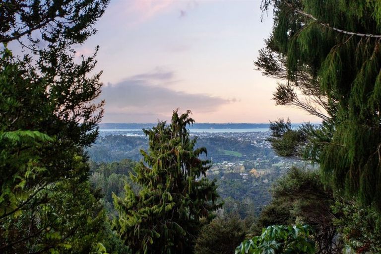 Photo of property in 130 Opanuku Road, Henderson Valley, Auckland, 0612