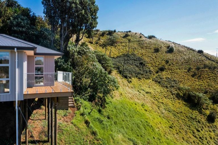 Photo of property in 84b Wallath Road, Westown, New Plymouth, 4310