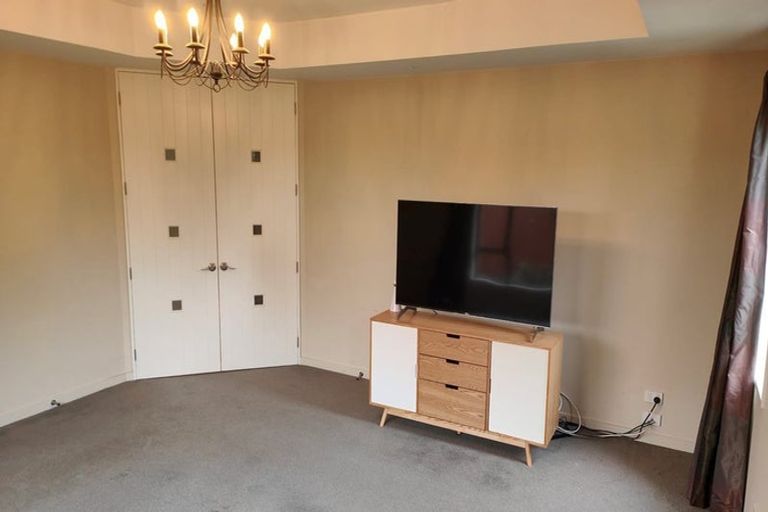 Photo of property in 10 Juniper Way, Prebbleton, 7604