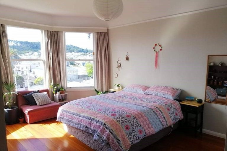 Photo of property in 22 Kenwyn Terrace, Newtown, Wellington, 6021