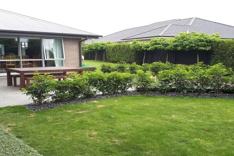 Photo of property in 8 Churchill Drive, Rangiora, 7400
