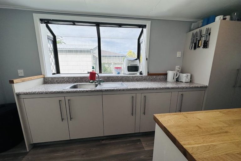 Photo of property in 1/52 Donegal Street, Belfast, Christchurch, 8051