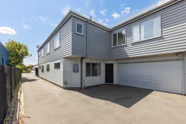 Photo of property in 11b Lyndon Street, Riccarton, Christchurch, 8011