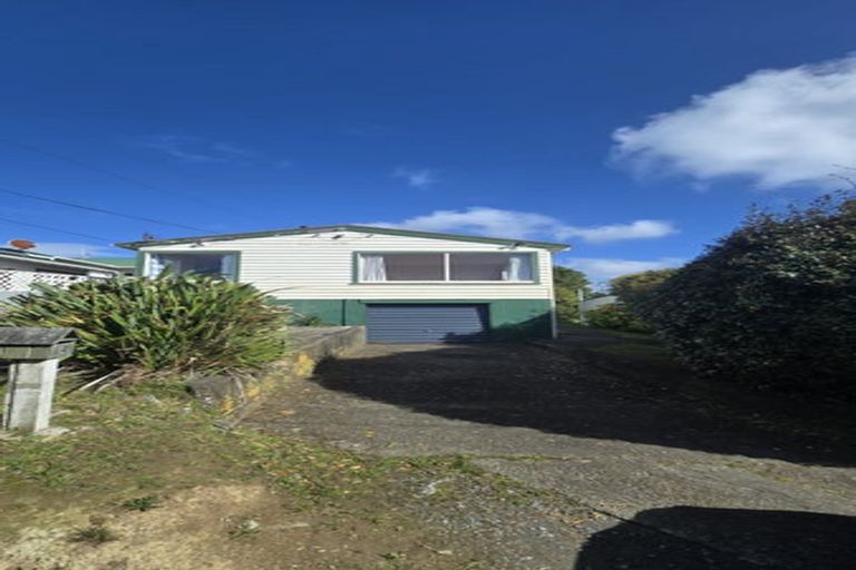 Photo of property in 5 Haumia Street, Johnsonville, Wellington, 6037