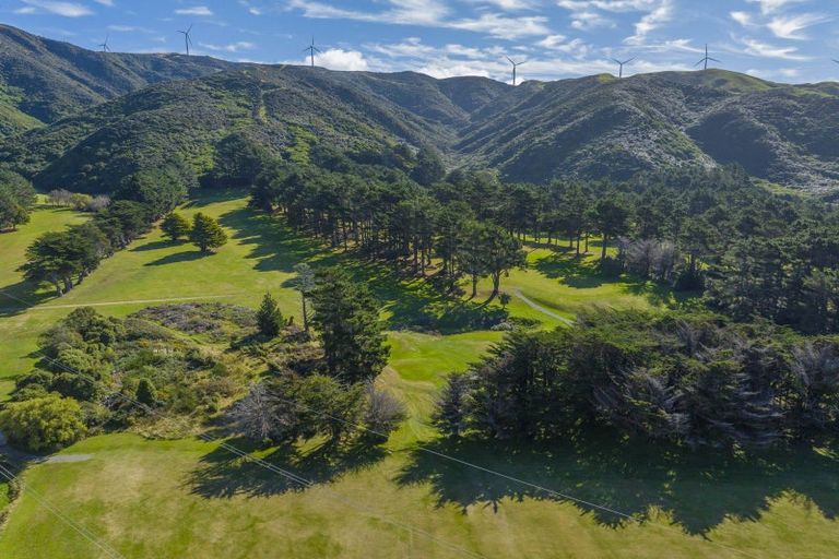 Photo of property in 306 South Makara Road, Makara, Karori, 6972