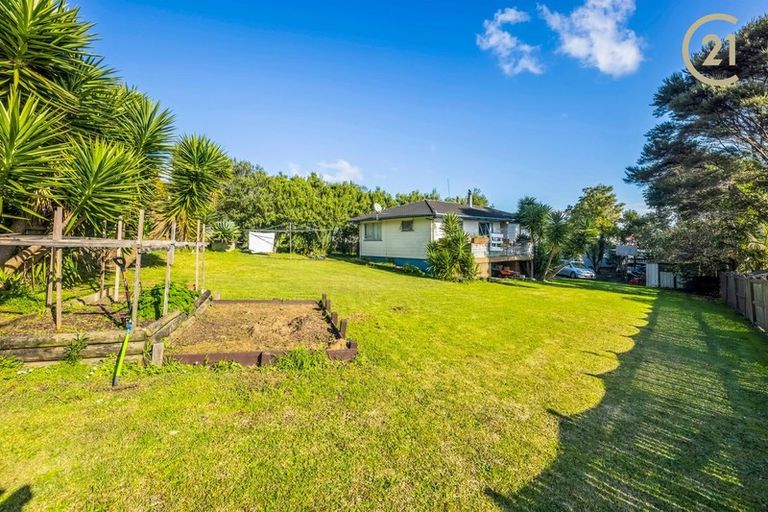 Photo of property in 42 Mack Place, Red Hill, Papakura, 2110