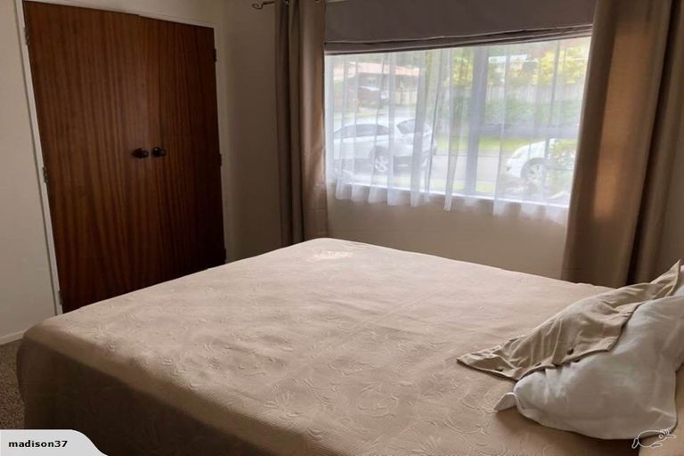 Photo of property in 2 Ely Grove, Wainuiomata, Lower Hutt, 5014