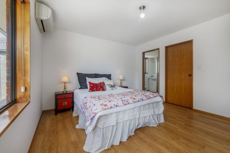 Photo of property in 1/17 Worthy Street, Ilam, Christchurch, 8041