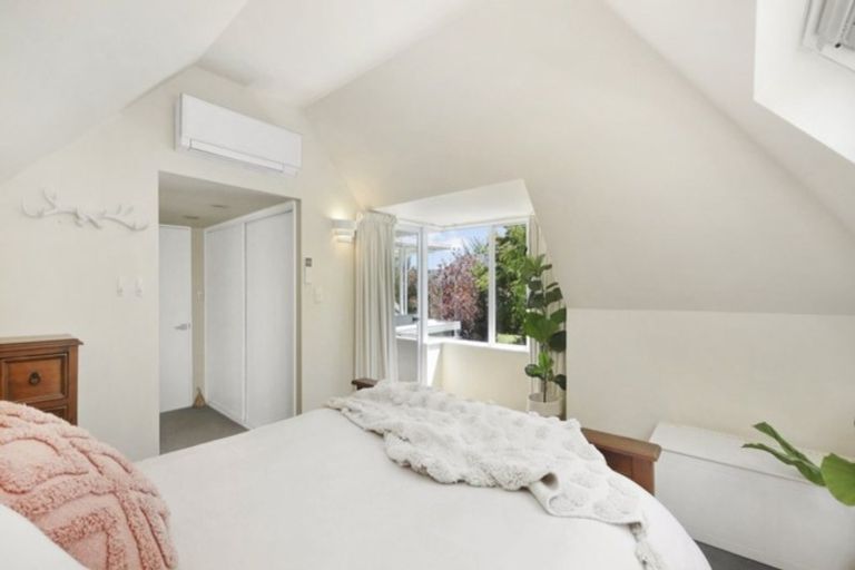 Photo of property in 5 Holderness Place, Ilam, Christchurch, 8041