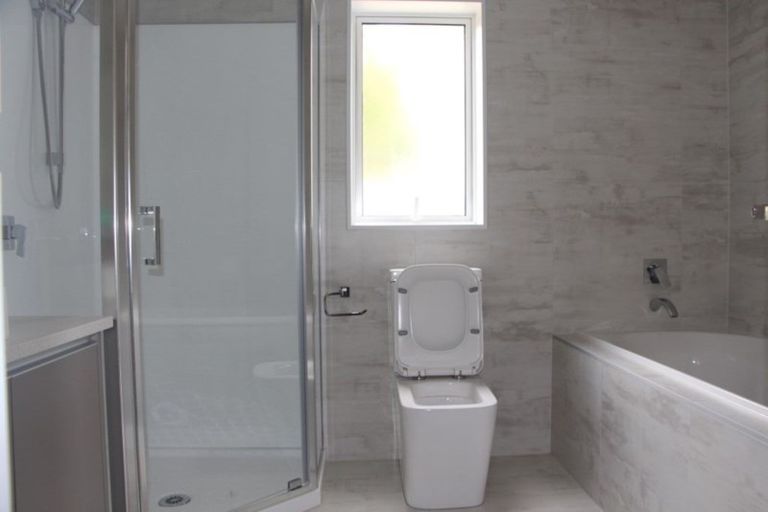 Photo of property in 76 Sunrise Avenue, Mairangi Bay, Auckland, 0630