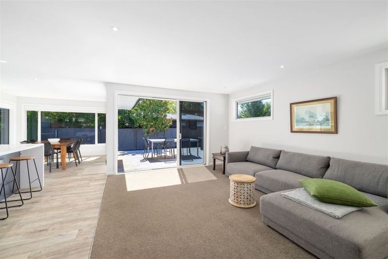 Photo of property in 16 Englefield Road, Belfast, Christchurch, 8051