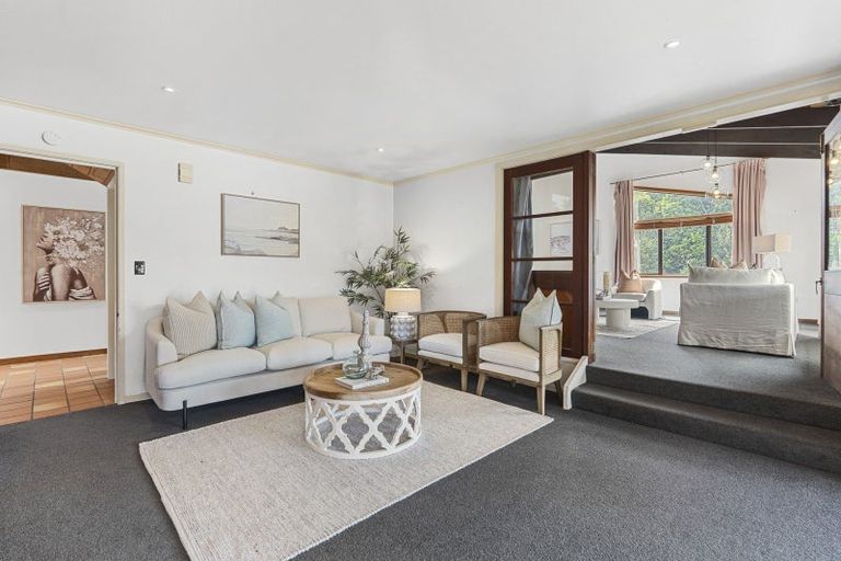 Photo of property in 12 Kaitake Place, Oakura, 4314