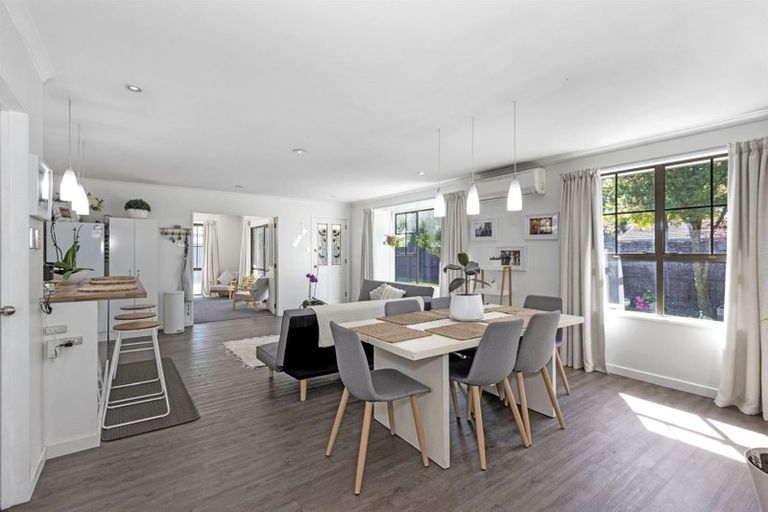 Photo of property in 64 Karnak Crescent, Russley, Christchurch, 8042