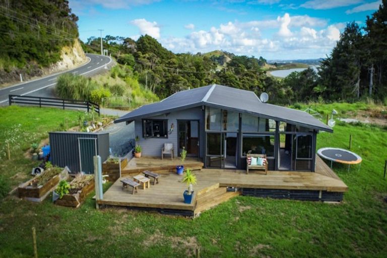 Photo of property in 26 Tokatoka Road, Ruawai, 0592