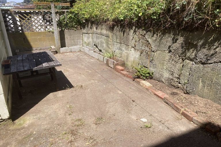 Photo of property in 17 Colombo Street, Newtown, Wellington, 6021