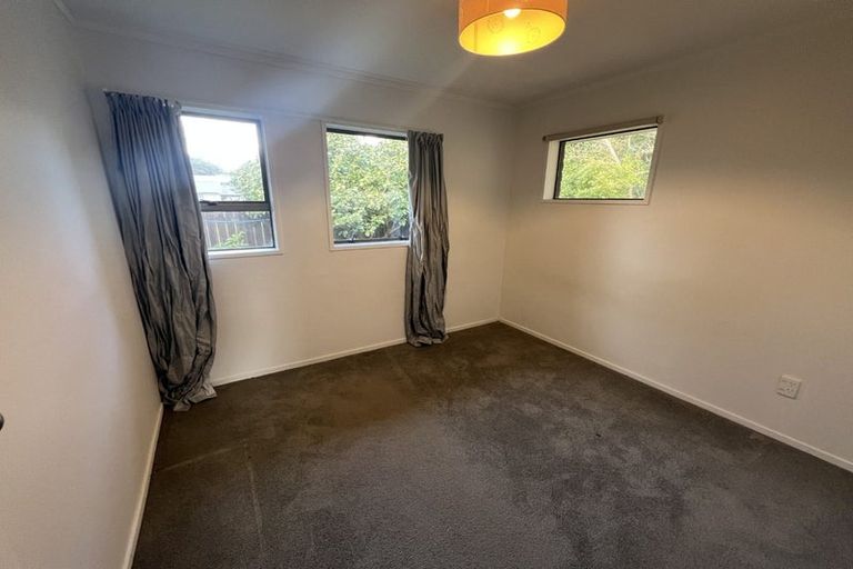 Photo of property in 11a Toi Street, Otaki Beach, Otaki, 5512