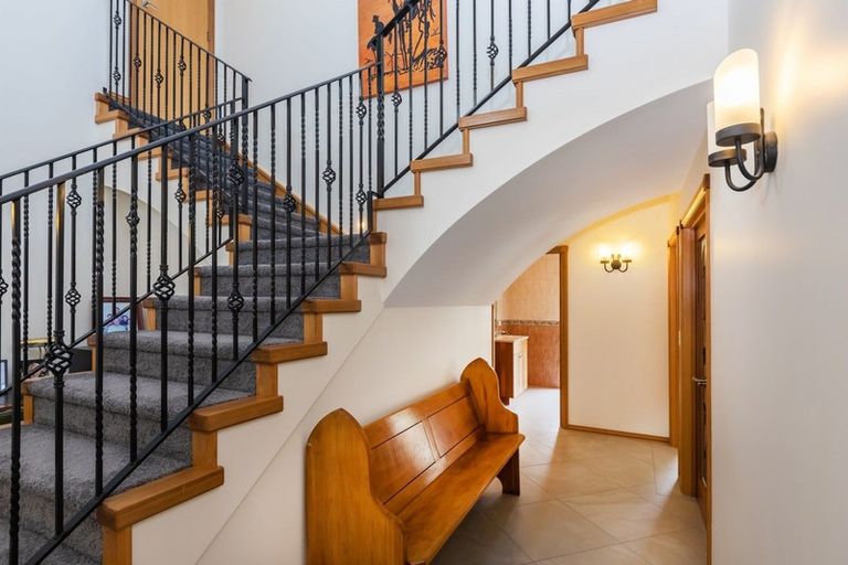 Photo of property in 12 Taunton Green, Papanui, Christchurch, 8052