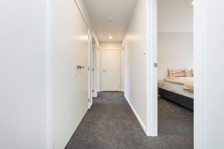 Photo of property in 5a Woodstock Place, Hokowhitu, Palmerston North, 4410